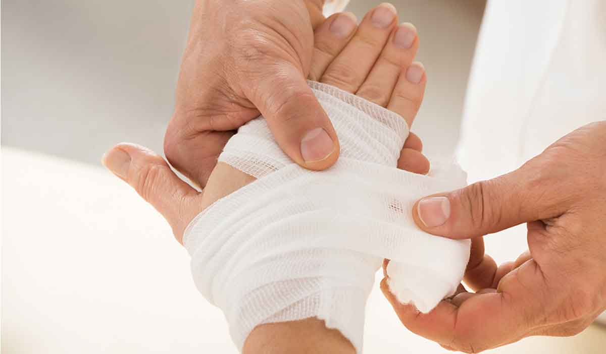 a patient with a wound that has stopped healing